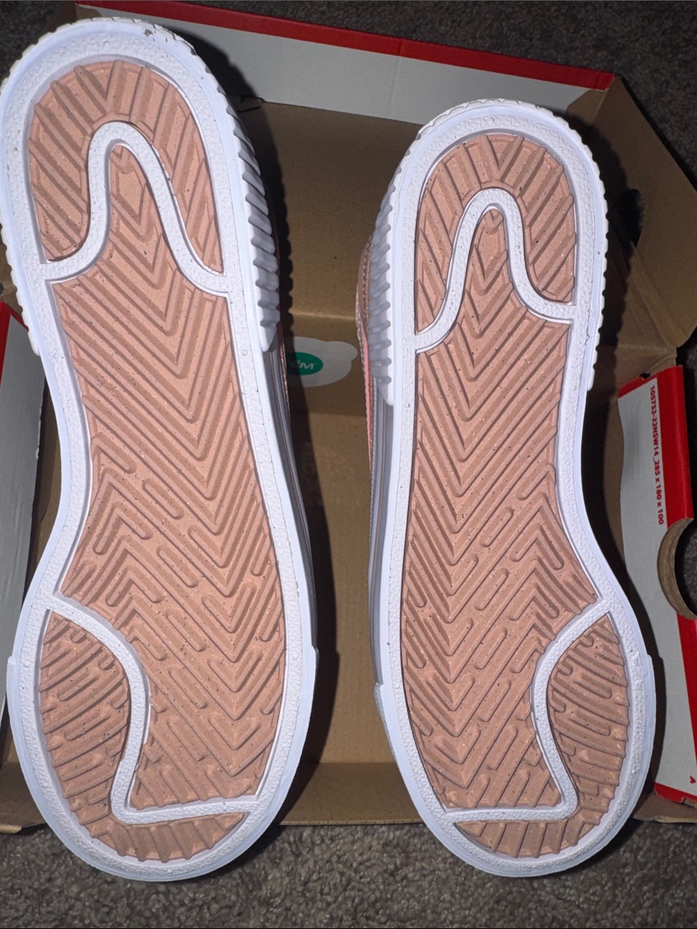 Nike Shoes w Shoe Box — WMNS Court Legacy Lift - Picture 5 of 6